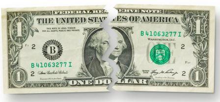 Billet de un dollar déchiré symbolisant la dédollarisation